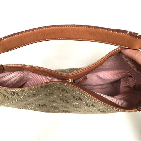 Dooney & Bourke large signature shoulder sack - Picture 14 of 14